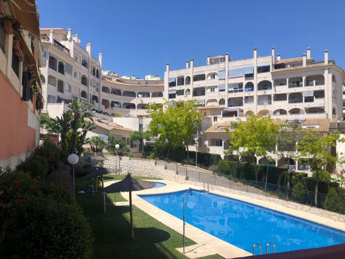 Piso En Zona Tranquila De - Torrequebrada Golf Apartment Benalmadena Ngoại thất bức ảnh